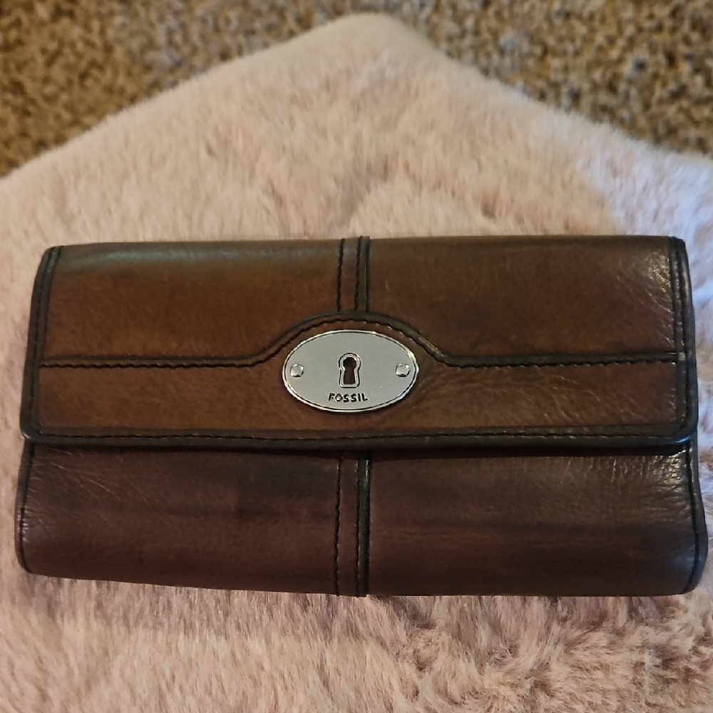 Vintage Fossil Brown Leather Wallet